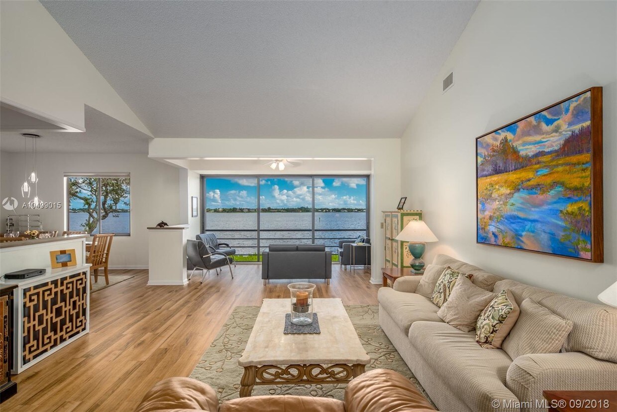 Foto principal - 2544 NW Seagrass Dr