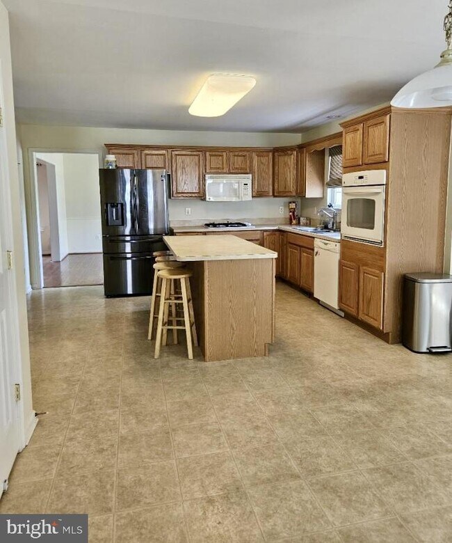 Building Photo - 20627 Ramsey Dr