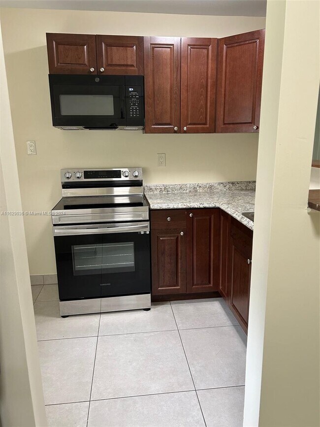 Foto del edificio - 510 N 17th Ave