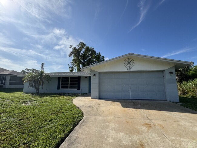 Building Photo - 927 Lemon Bay Dr