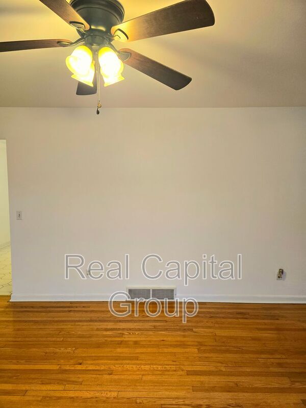 Foto del edificio - 1116 St Jude Dr