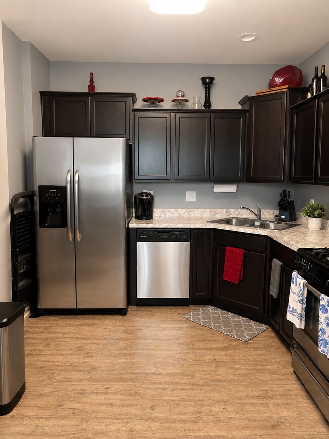 Foto del edificio - 651 Anchorage Ct
