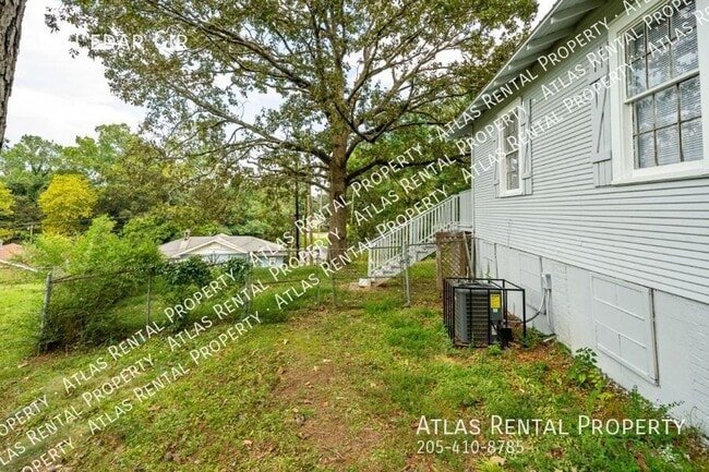Building Photo - 308 Cedar Cir