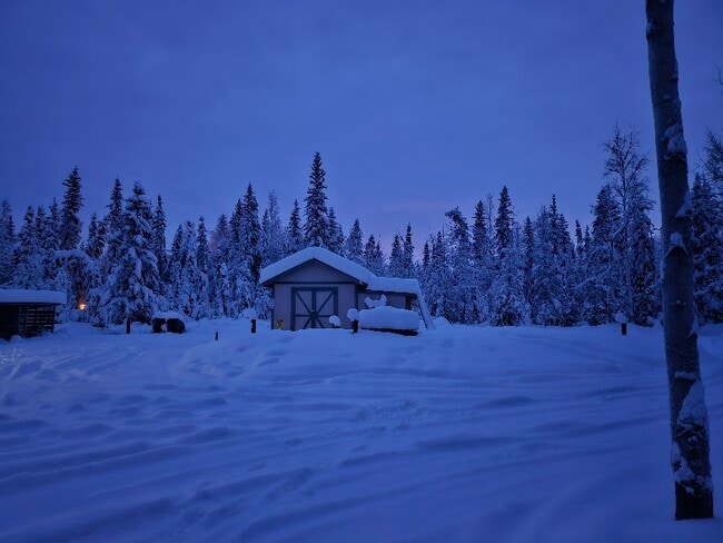 Building Photo - 1979 Comanche Ct