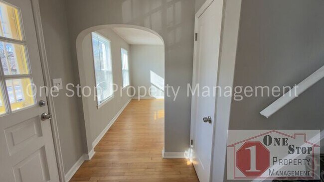 Foto del edificio - Beautiful 3 Bedroom 2 Bathroom in Kansas City