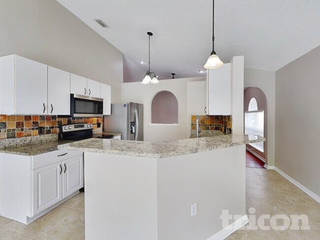 Foto del edificio - 30602 Birdhouse Dr