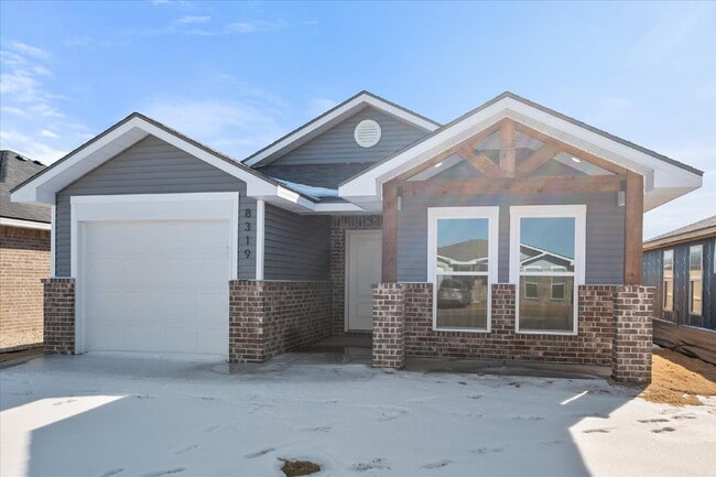 Building Photo - Beautiful New Build Home in Cypress Ranch!