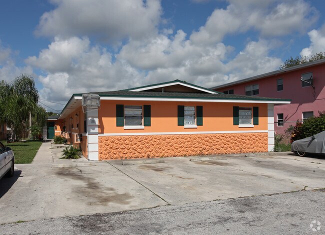 Foto del edificio - Vero Beach Apartments