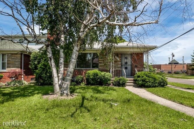 Primary Photo - 3 br, 1 bath House - 14735 Edmore Dr