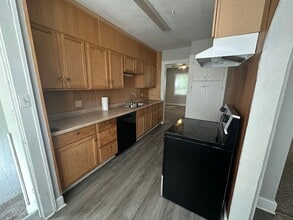 Building Photo - 1122 W Rex St