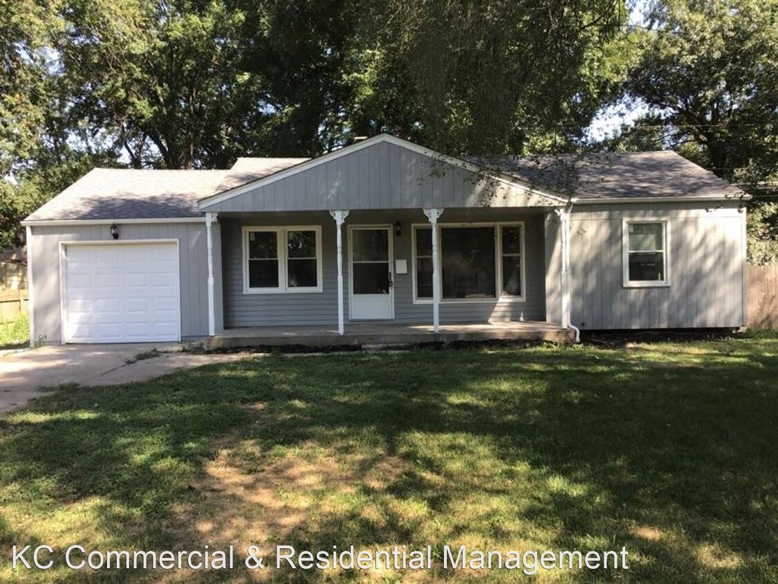 Primary Photo - 3 br, 1 bath House - 10118 E 79th Street