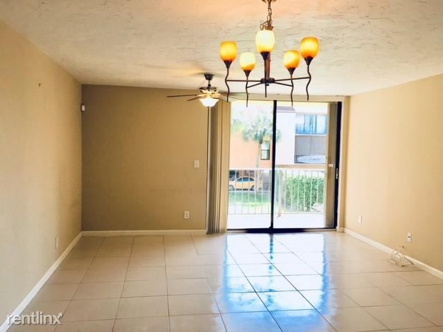 Foto del edificio - 1 br, 1 bath  - 450 Commodore Dr Apt 206