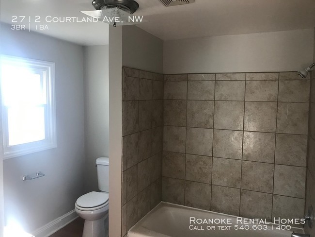 Foto del edificio - 2712 Courtland Ave, NW
