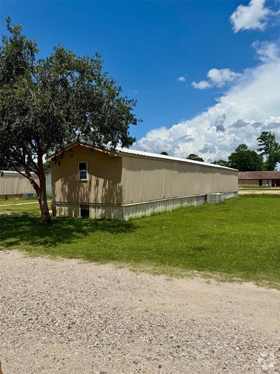 Building Photo - 22786 Cuttler Rd