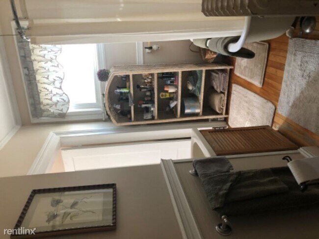 Building Photo - 1 br, 1 bath Apartment - 21 Merrimack St