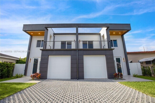 Foto del edificio - 3431 SW 16th Ter