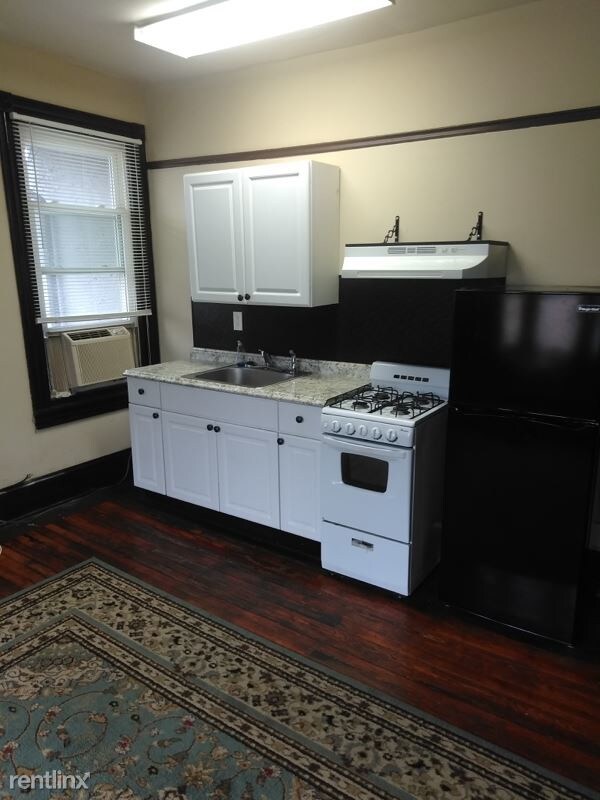 Foto del edificio - 1 br, 1 bath Apartment - 20 W Chester Pike