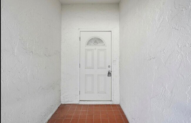 Foto del edificio - 13526 Fountain View Blvd