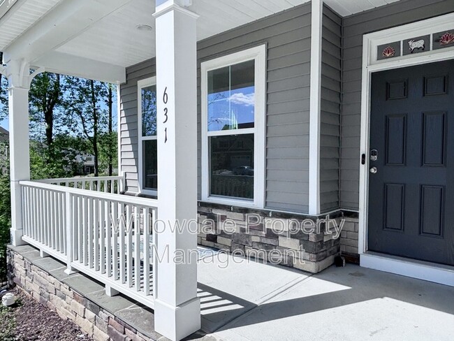 Building Photo - 631 Hampton Crest Ct