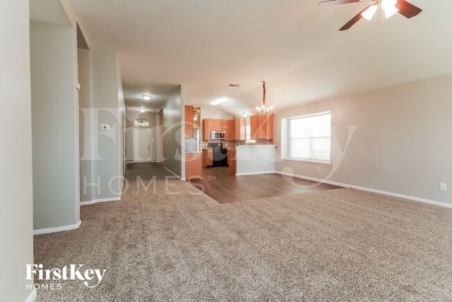 Building Photo - 8814 Sombrero Ln