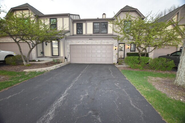 Foto del edificio - 4475 Olmstead Dr