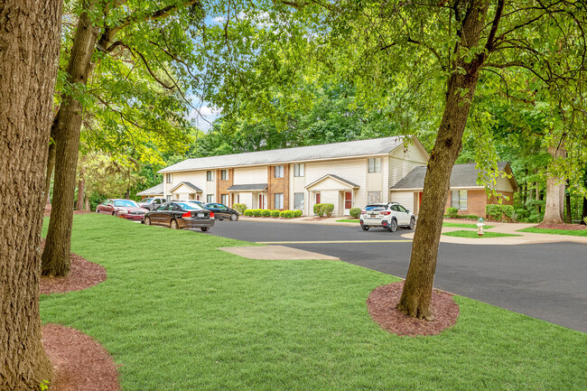 Foto del edificio - Fort Mill Townhomes