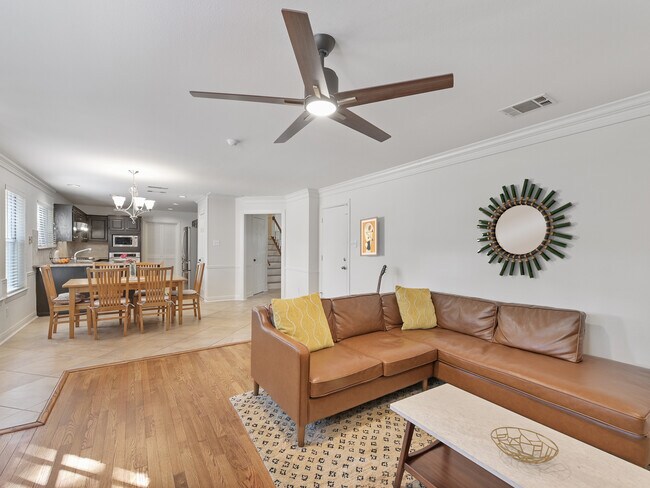 Foto del edificio - 5803 Cedar Cliff Dr