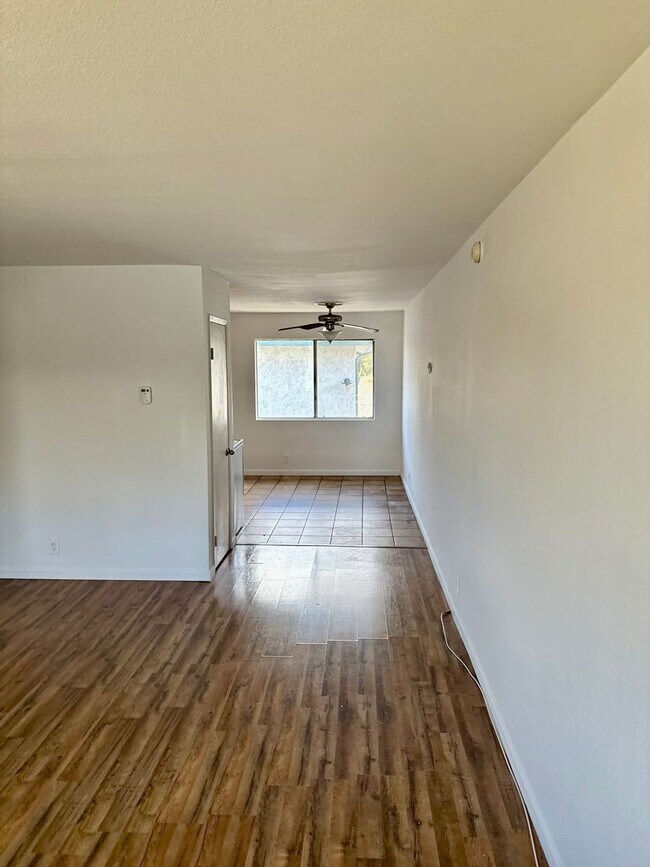 Foto del edificio - Charming 2-Bedroom Condo in Antioch