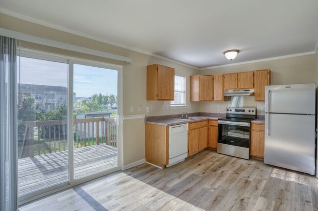 Building Photo - New, New, New - Spacious 3 Bedroom Townhouse with a Finished Basement !!