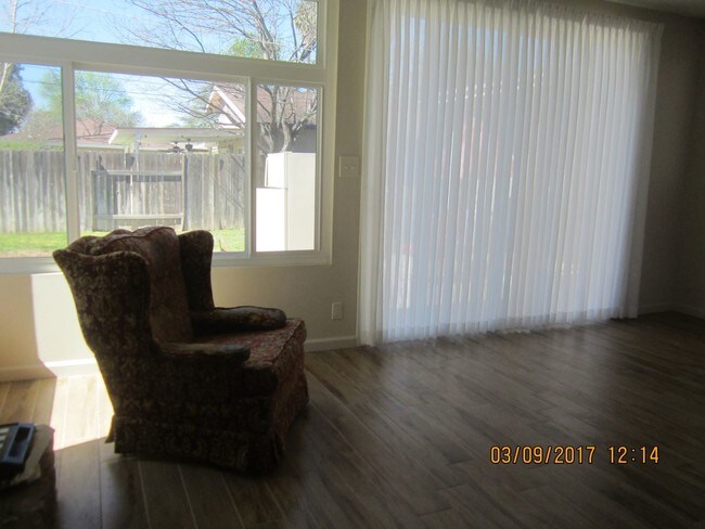 Building Photo - 4794 El Molino Ave