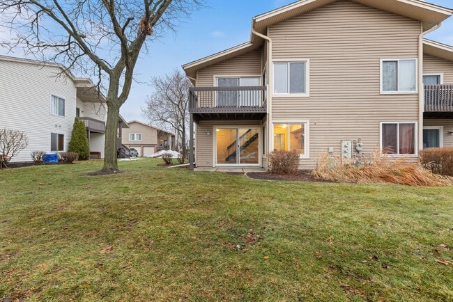 Building Photo - 1353 Kingsbury Dr