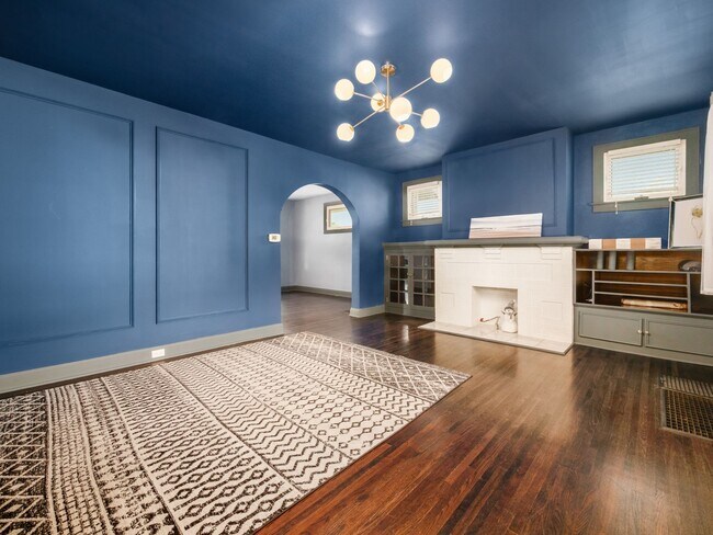 Foto del edificio - 211 E Jenkins Ave