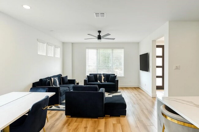 Foto del edificio - 4518 Smokey Quartz Ln