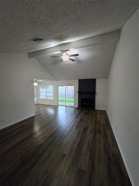 Foto del edificio - 5006 Birchmont Dr