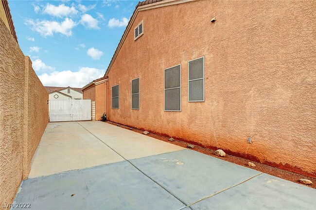 Foto del edificio - 9013 Big Plantation Ave