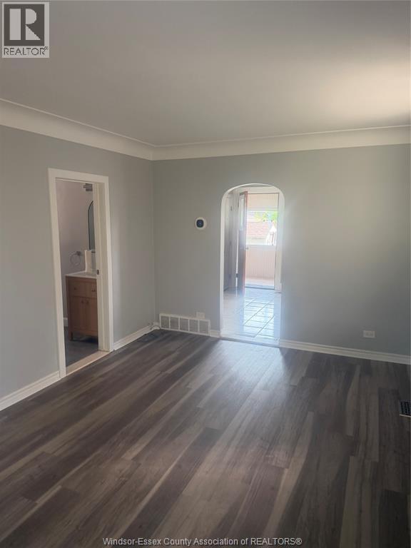 Photo du bâtiment - 1536 Marentette Ave