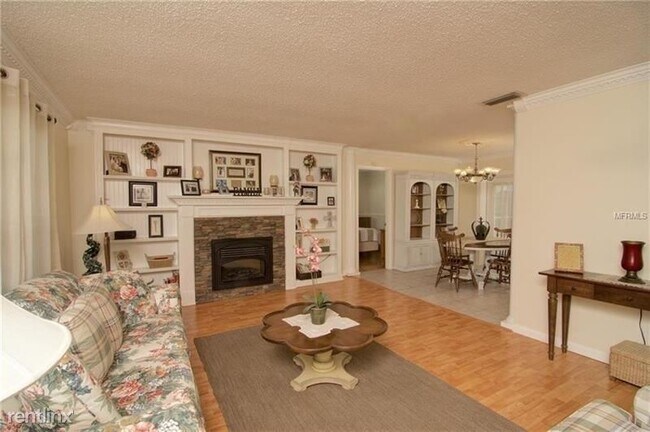 Foto del edificio - 3 br, 2 bath House - 3607 24th Avenue West...