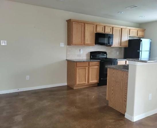 Foto del edificio - 16920 W Juneau St