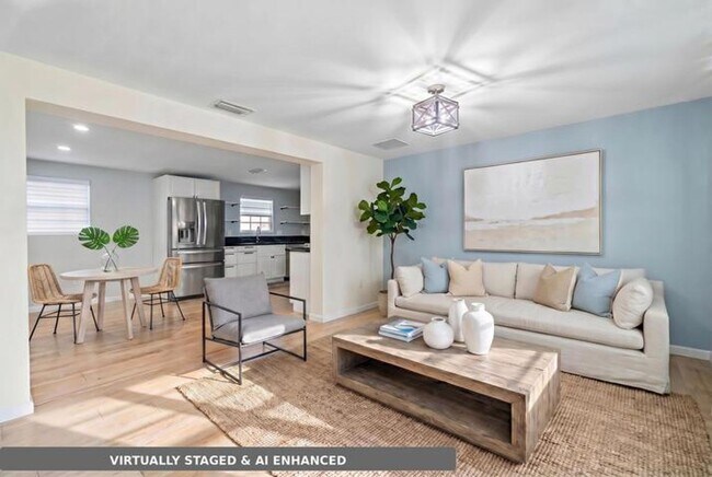 Foto del edificio - 353 E Lakewood Rd
