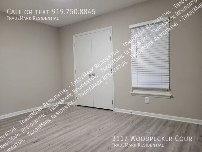 Foto del edificio - 3117 Woodpecker Ct