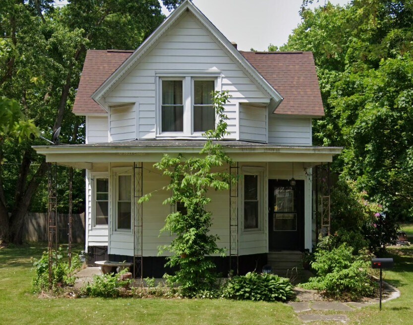 Primary Photo - 1401 S Main St