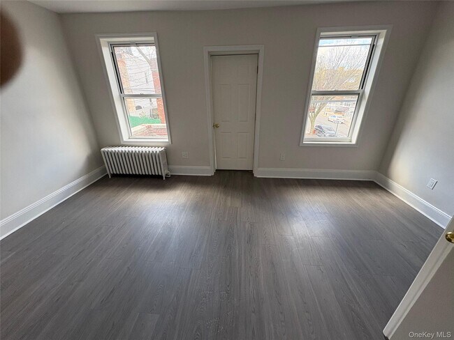 Foto del edificio - 675 E 230th St