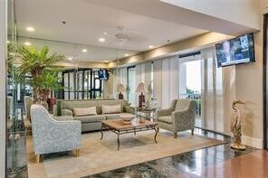 Foto del edificio - 7700 Seawall Blvd
