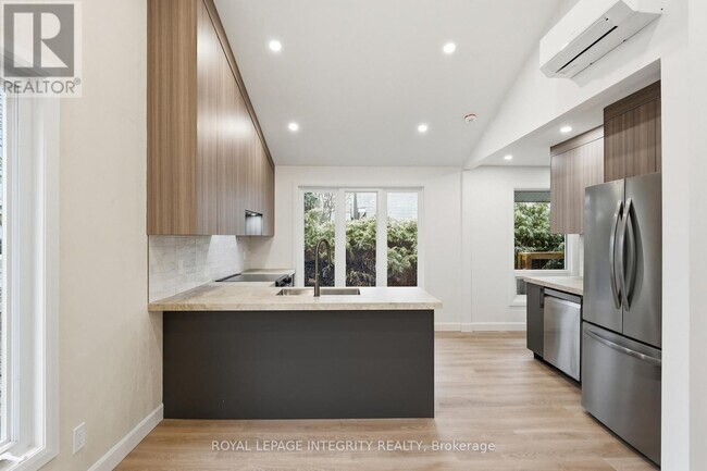 Photo du bâtiment - 2291 Badger Crescent