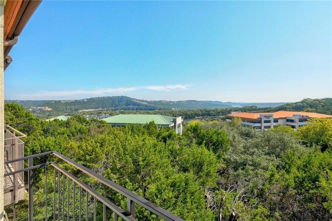 Building Photo - 6000-3 Shepherd Mountain Cove