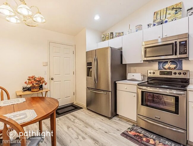 Foto del edificio - 2 br, 2 bath House - 35316 Whispering Pine...