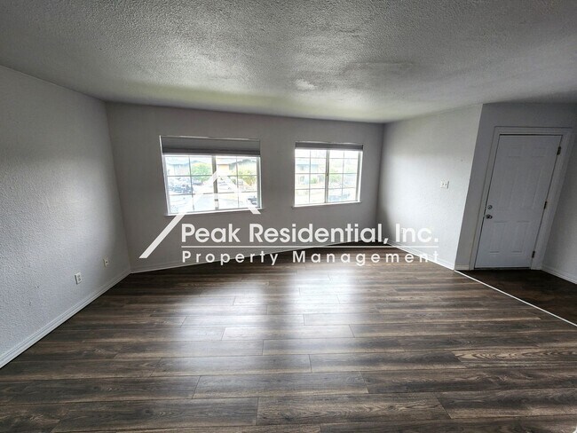 Building Photo - Croetto10540