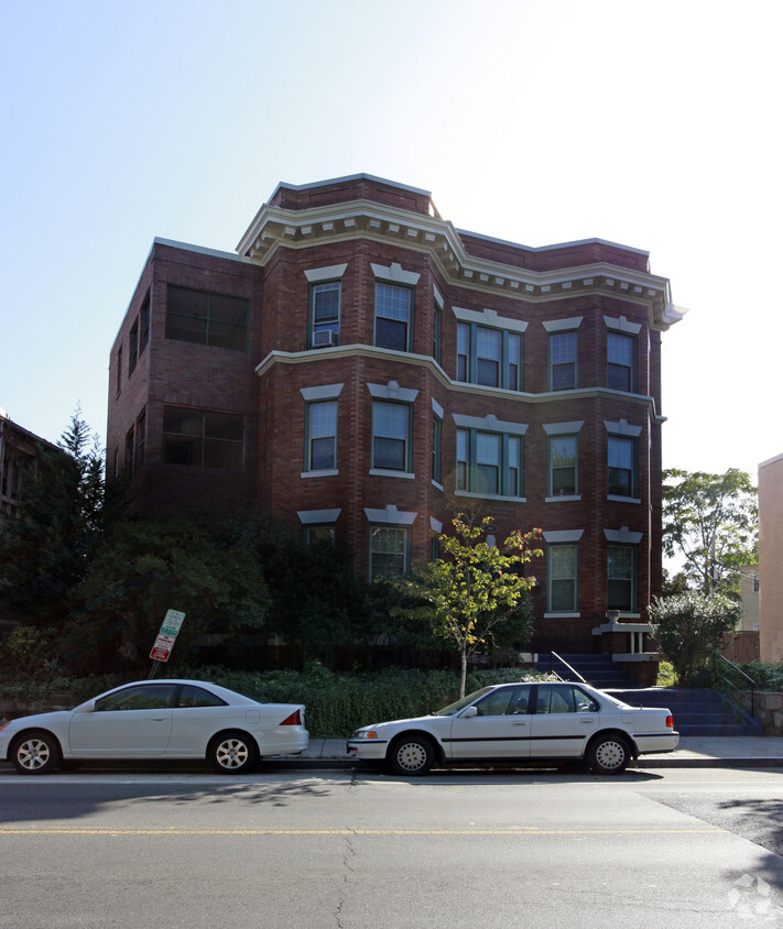 Building Photo - Tivoli Place