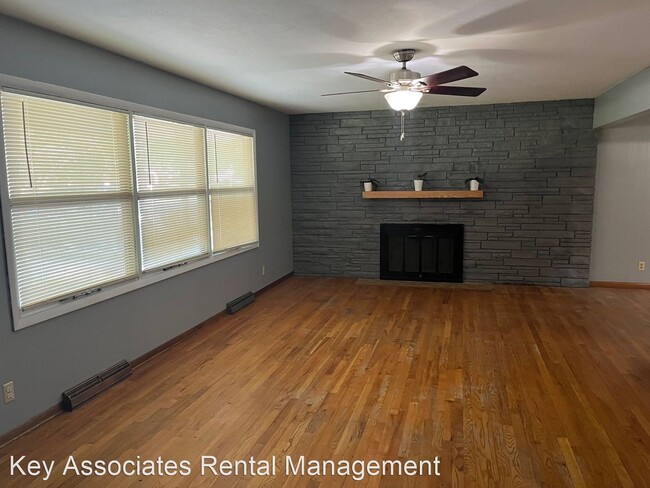 Foto del edificio - 3 br, 2 bath House - 6346 SW 10th