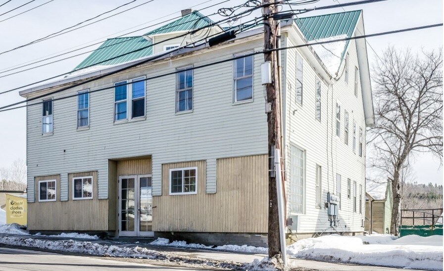 23 Sunapee St, Newport, NH 03773 Apartments in Newport, NH